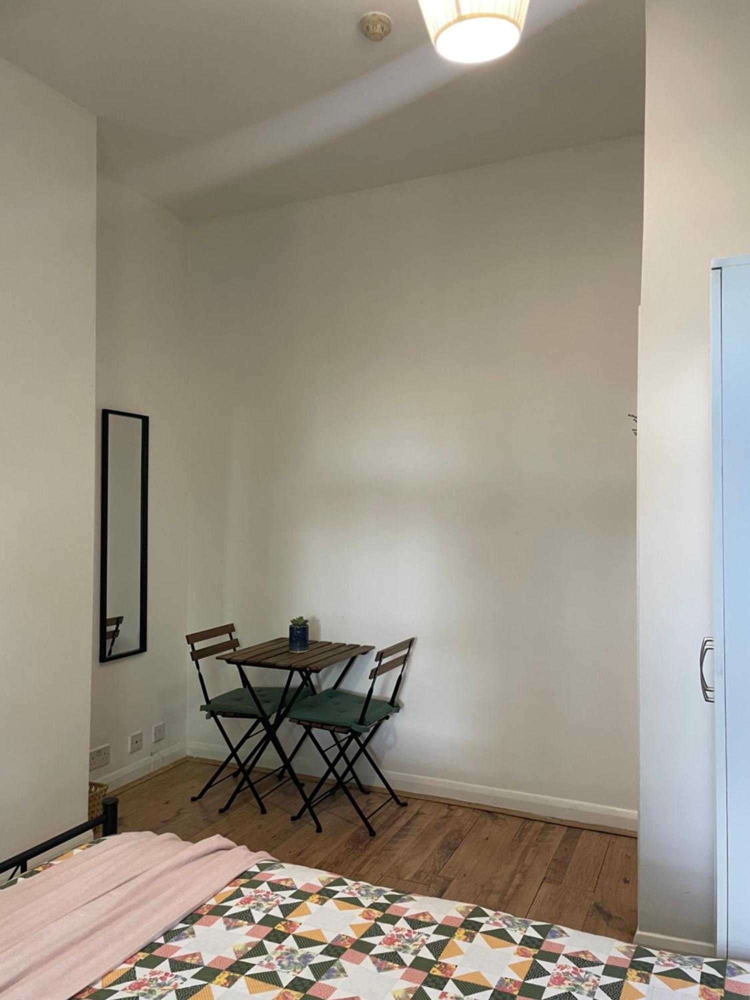 Contemporary Private Rooms Near Central London Eksteriør bilde