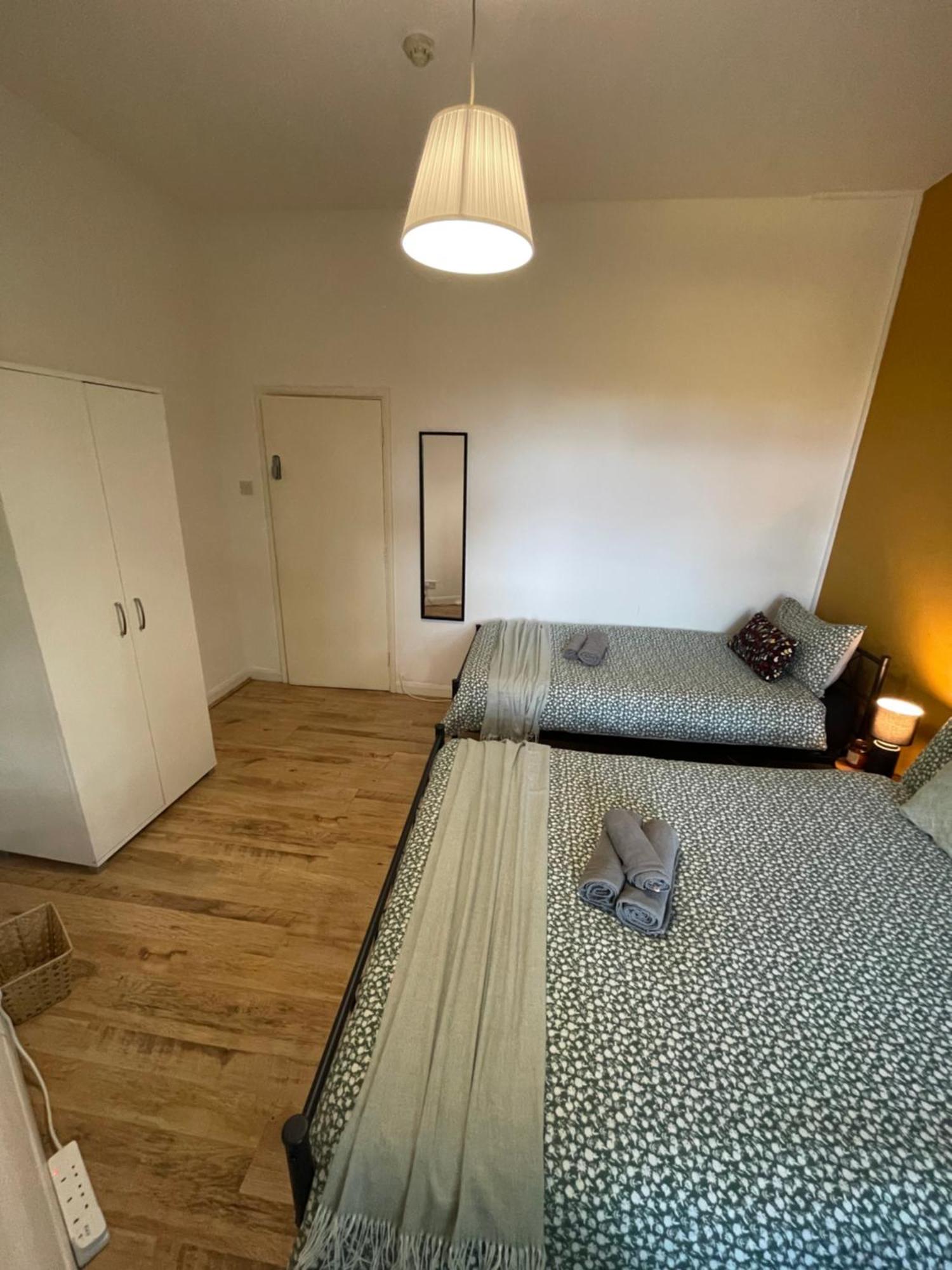 Contemporary Private Rooms Near Central London Eksteriør bilde