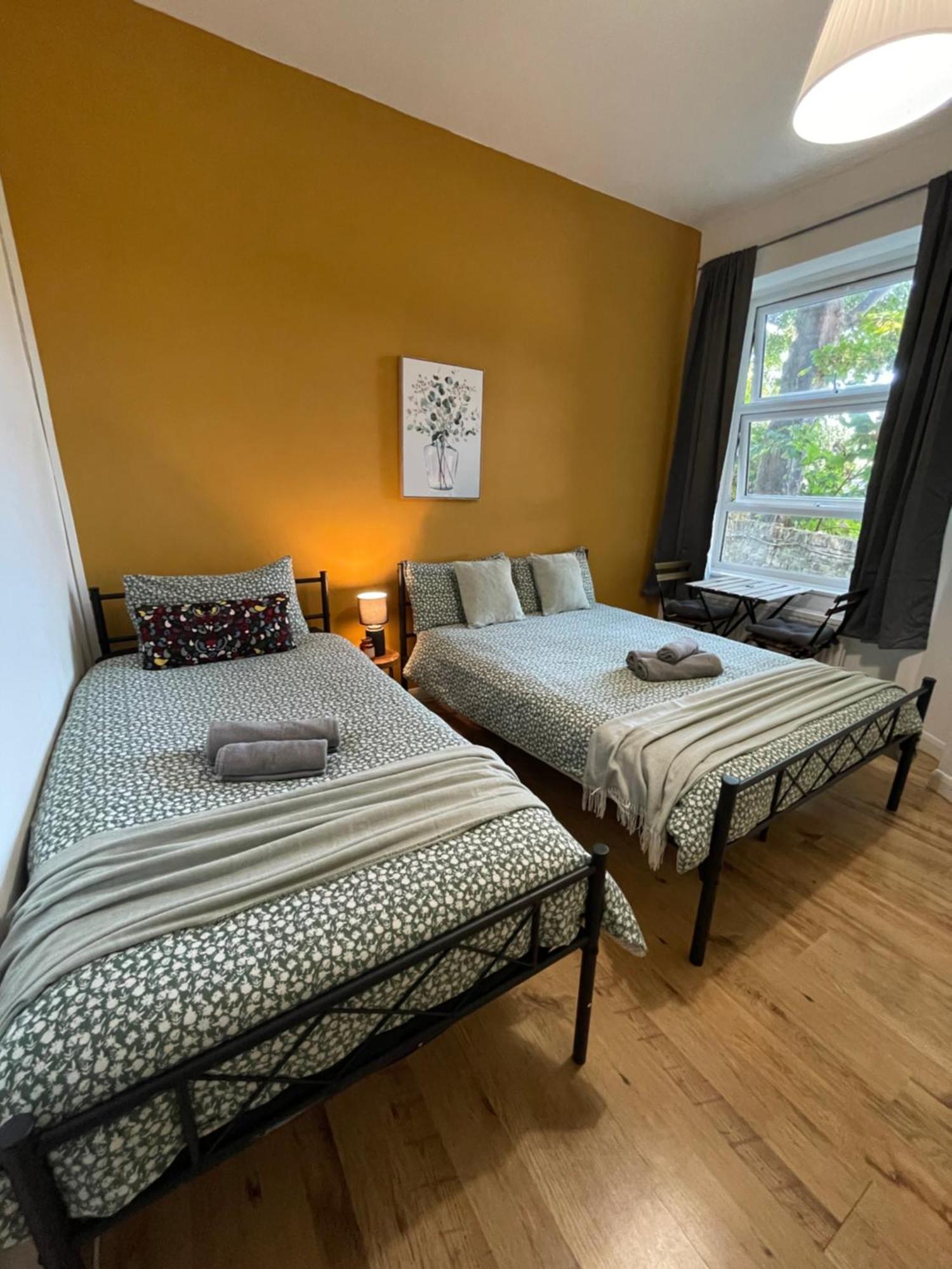 Contemporary Private Rooms Near Central London Eksteriør bilde