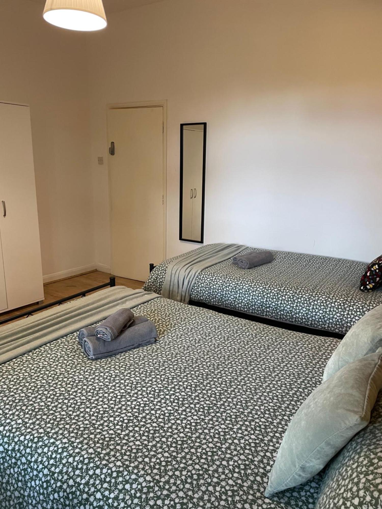 Contemporary Private Rooms Near Central London Eksteriør bilde