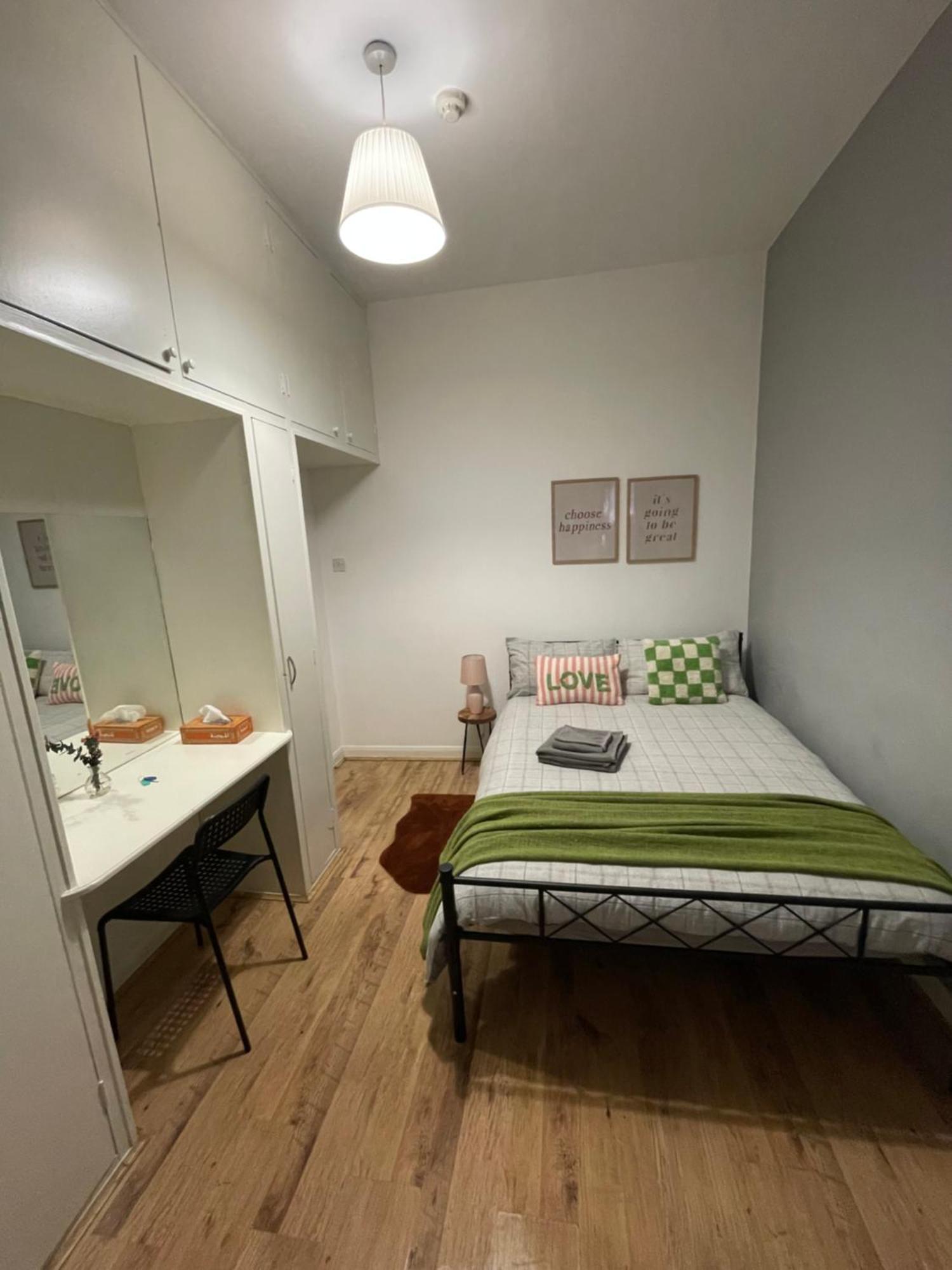 Contemporary Private Rooms Near Central London Eksteriør bilde